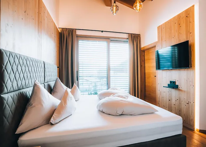 Bacher Living - & Apartahotel *