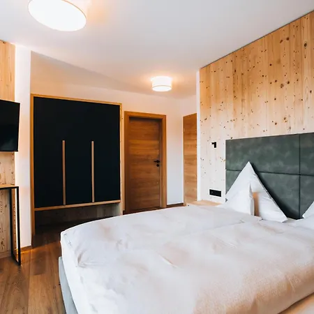 Hotel apartamentowy Bacher Living - & *