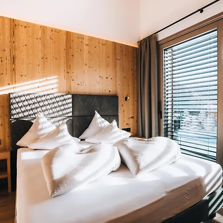 Hotel apartamentowy Bacher Living - & Serfaus